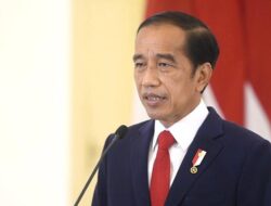 Presiden Minta Daerah Percepat Vaksinasi Dosis Kedua dan Booster