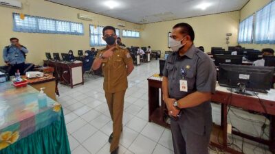 Tinjau PTM Terbatas SD dan SMP, Wali Kota Balikpapan Sebut Sudah Sesuai Instruksi