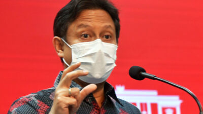 Puncak Omicron Diprediksi Februari-Maret, Menkes: Tetap Waspada dan Jangan Panik