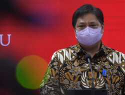 Tren Kasus Terus Menurun, PPKM Luar Jawa-Bali Dilanjutkan hingga 23 Desember 2021