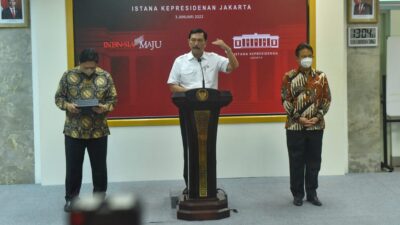 Luhut Klaim Pemerintah Bersiap Hadapi Kemungkinan Lonjakan Varian Omicron