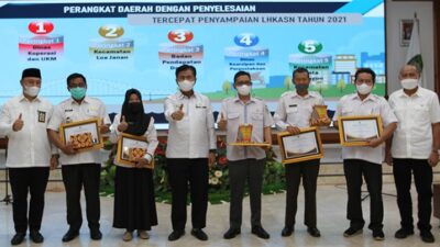 Sepuluh OPD Kukar Terima Penghargaan atas Kepatuhan Penyampaian LHKASN