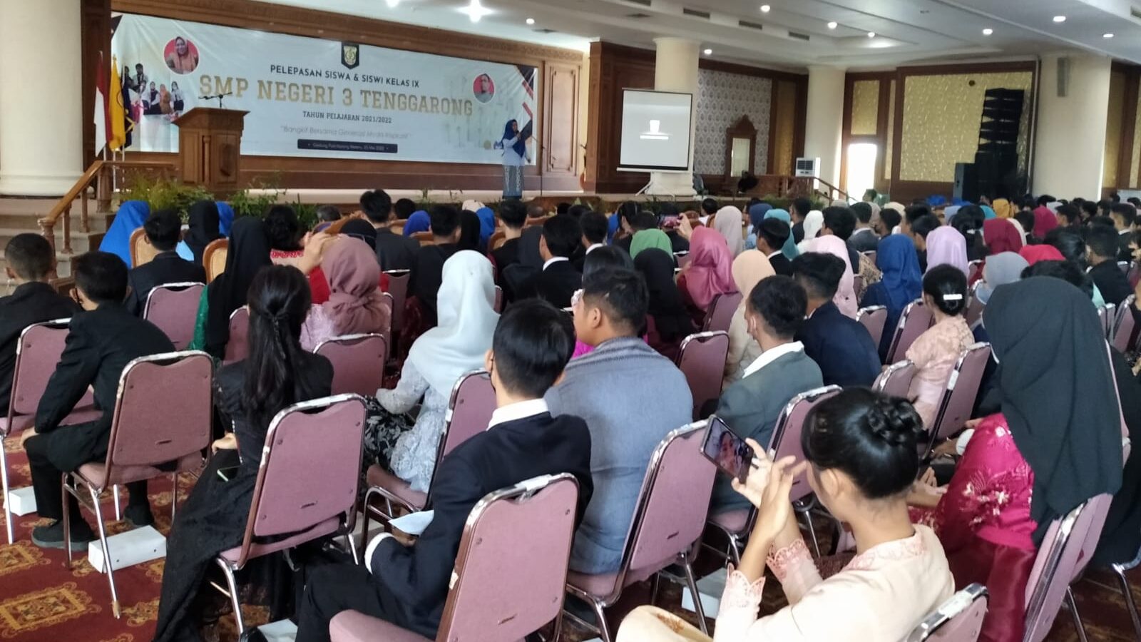 Pelepasan Siswa SMPN 3 Tenggarong, Disdikbud Kukar Berpesan Jangan Putus Sekolah