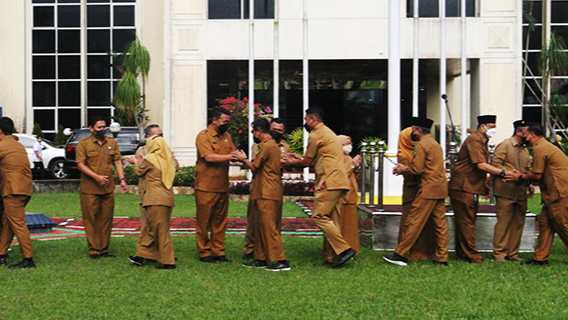 Pimpin Apel Usai Lebaran, Sekda Kukar Apresiasi Kinerja ASN