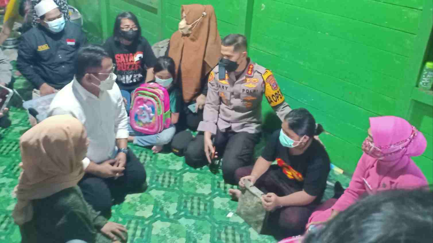Bersama Polresta Samarinda, PT MKI-MHU Bantu Musdalifah agar Terus Sekolah