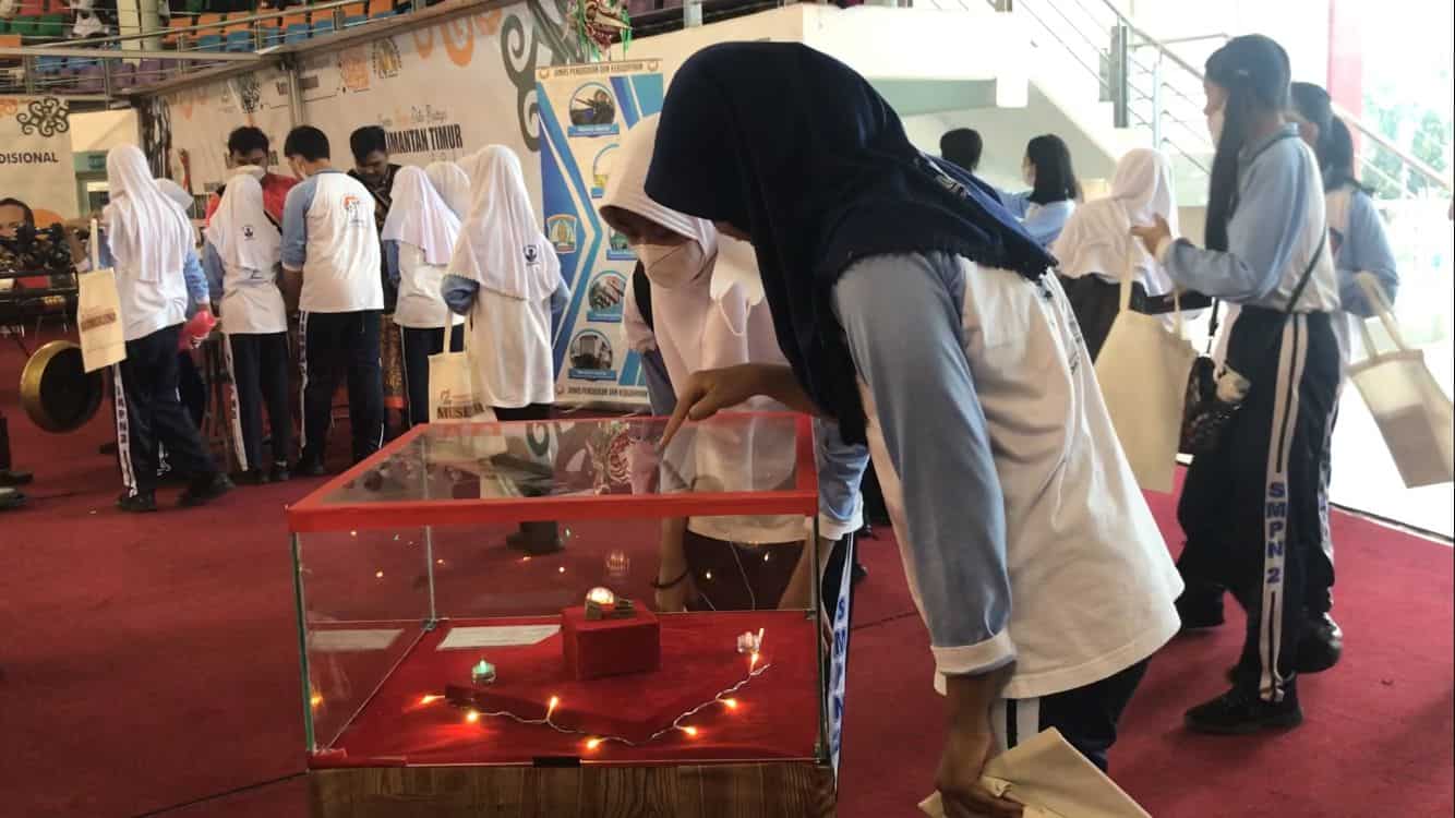 Naskah Sejarah, Silsilah Raja hingga Al-Qur'an Terkecil Dipamerkan di Museum Mulawarman