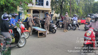 Sering Bikin Macet, Satpol PP Kukar Tertibkan Pedagang di Jalan Maduningrat