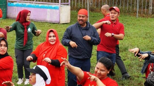 Gelorakan Germas, Bupati Kukar Ikuti Senam Zumba Bersama Masyarakat