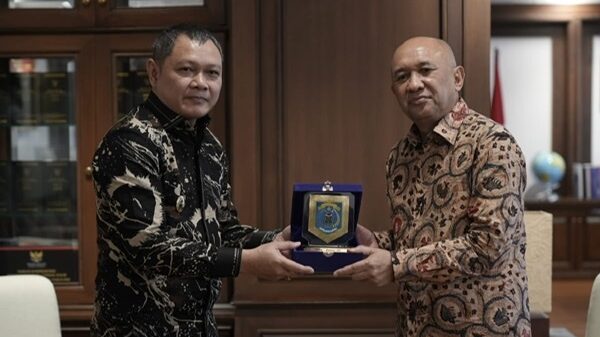 Menkop-UKM Teten Masduki Dukung Rencana Pembangunan Pasar Tematik di Tanah Grogot