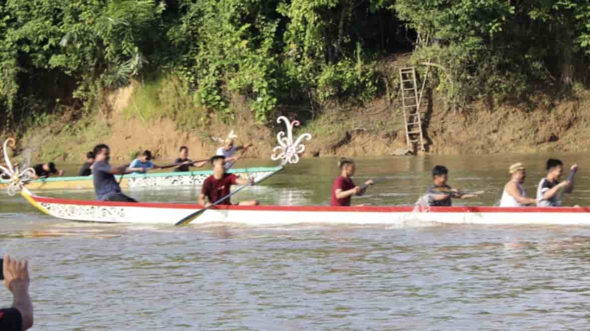 Lomba Perahu Tradisional, Salah Satu Budaya Kutim yang Perlu Dilestarikan