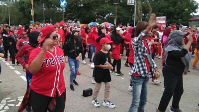 Ribuan Warga Antusias Ikuti CFD Tenggarong, Bupati Minta Tetap Patuhi Prokes