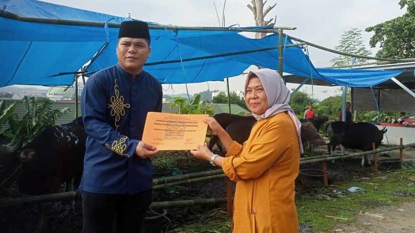 Napi di Samarinda Kurban Sepuluh Sapi, Dibagikan ke Masyarakat Sekitar Rutan