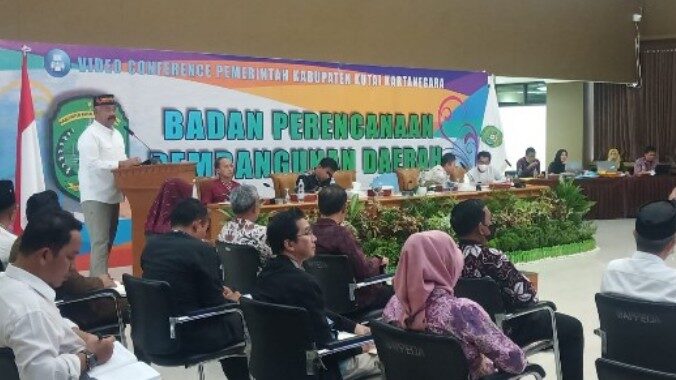 Evaluasi Jangan Hanya Jadi Seremoni, Bupati Kukar Minta OPD Lakukan Terobosan