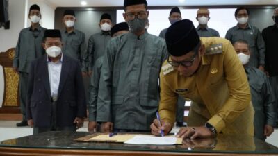 Kukuhkan Pengurus FKUB Bontang, Wali Kota Harap Semua Agama Hidup Berdampingan