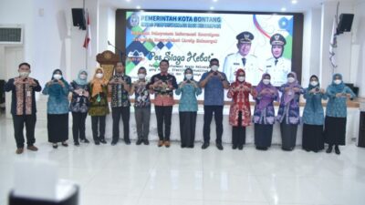 Dukung Literasi Kearsipan, Wali Kota Bontang Buka Pelayanan Arsip Keluarga