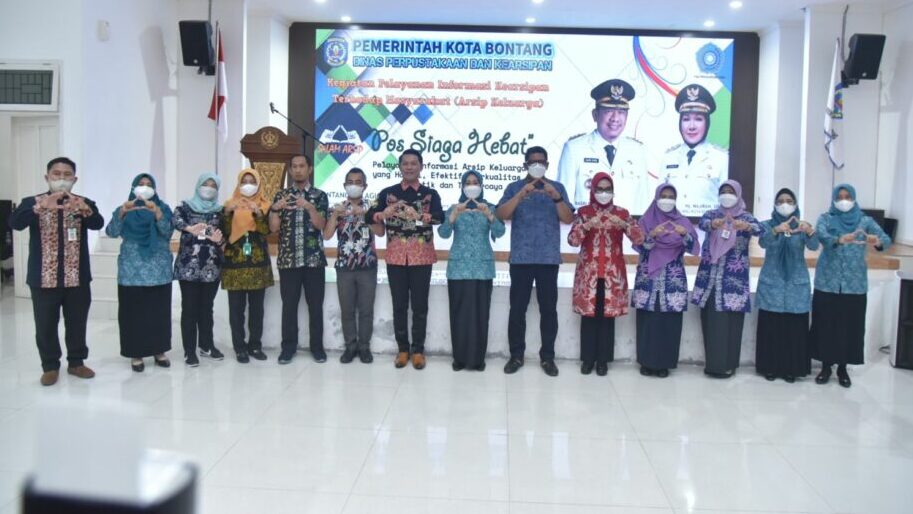 Dukung Literasi Kearsipan, Wali Kota Bontang Buka Pelayanan Arsip Keluarga