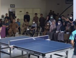 Jajal Kemampuan Atlet Tenis Meja, Bupati Paser Janji Berikan Bonus
