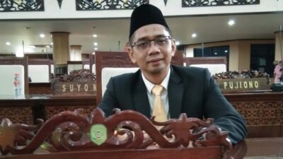 Legislator PKS Kukar Sebut Kebijakan Pemerintah Naikkan Harga BBM Tidak Tepat