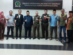 Sambut Kunker Kepala Kejari Baru, DPRD Kukar Harap Sinergitas yang Baik