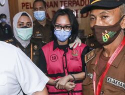 Hirup Udara Bebas, Puluhan Napi Koruptor Terima Pembebasan Bersyarat
