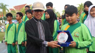 SLB Sangatta Utara Jadi Juara Favorit di Gerak Jalan Merdeka Belajar