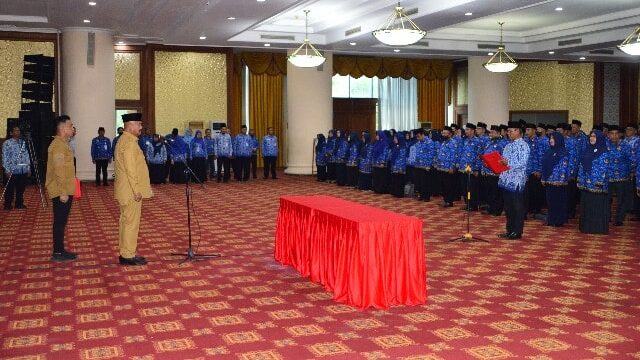 Ratusan Insan Pendidikan Kukar Dilantik, Bupati Sampaikan Terima Kasih