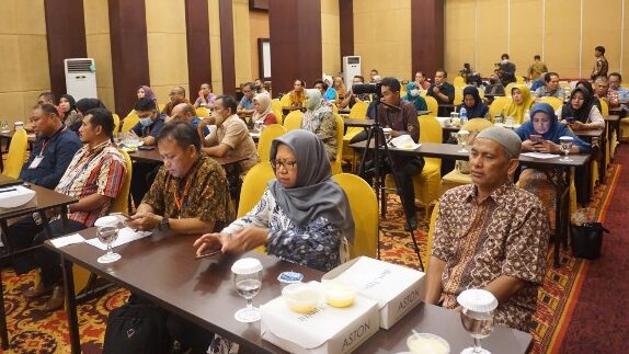 Pelatihan Peningkatan Kompetensi Litbang Kukar Resmi Ditutup