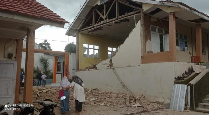 Puluhan Orang Tewas dalam Gempa Bumi Cianjur, Mayoritas Anak-Anak