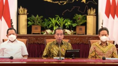 Klaim Berhasil Kendalikan Pandemi, Jokowi Cabut Kebijakan PPKM