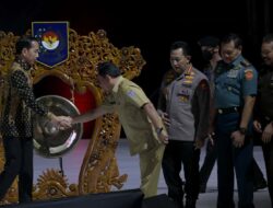 Jokowi Minta Kepala Daerah Selesaikan Dua Masalah Besar Investasi, Apa Saja?