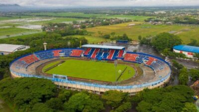 Puluhan Stadion Sepak Bola Berisiko Tinggi, Ada yang Rusak Berat dan Perlu Dibongkar