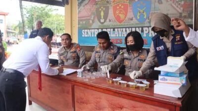 Puluhan Personel Polres Paser Jalani Tes Urine Dadakan, Hasilnya…