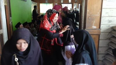 DWP Kukar Gelar Bakti Sosial pada Ponpes di Tiga Kecamatan