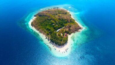 Dari Desa Adat hingga Sirkuit Balap, Ini Lima Rekomendasi Wisata di NTB