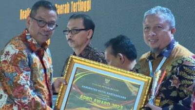 Membanggakan! Pemkab Kukar Raih APBD Award dari Kemendagri