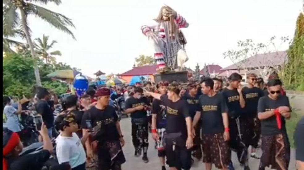 Ribuan Umat Hindu Kukar Rayakan Nyepi di Desa Kerta Buana