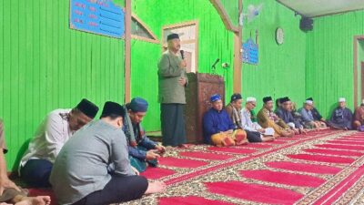 Pemkab Kukar Serahkan Bantuan Pembangunan Masjid di Loa Ipuh Darat