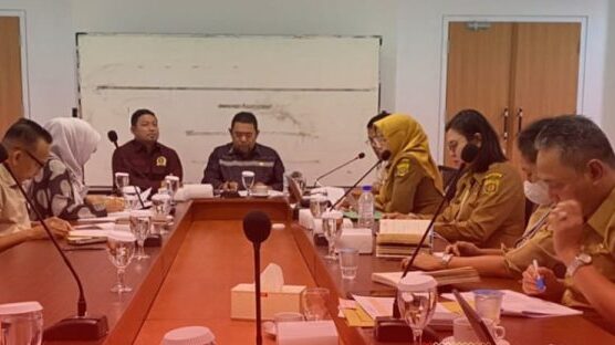 RDP Komisi II dan Bapenda Samarinda Targetkan Kenaikan PAD Lebih 100 Persen