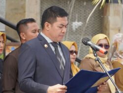Kukuhkan Belasan Kepsek, Wali Kota Samarinda Minta Tingkatkan Kebersihan Sekolah