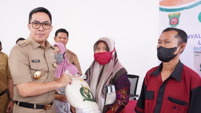 Ratusan Ribu Kg Beras Dibagikan Gratis untuk Masyarakat Samarinda