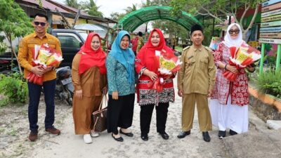 TP PKK Kukar Tinjau Kondisi Posyandu Lestari A Desa Sebuntal