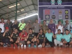 Peringati Hari Buruh, Disnakertrans Kaltim Buka Turnamen Futsal Serikat Pekerja