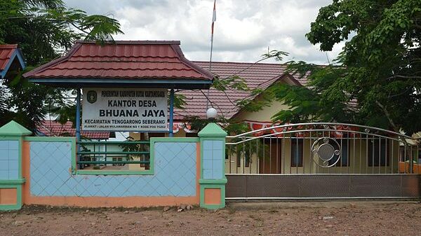 Raih Beragam Penghargaan, Desa Bhuana Jaya Ditunjuk Jadi Kampung KB Percontohan