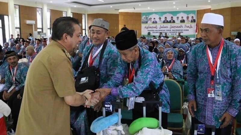 Lepas Ratusan Calon Haji, Wagub Kaltim Ingatkan untuk Terus Bersyukur