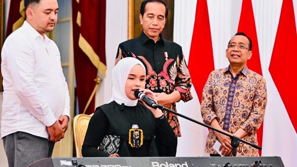 Jokowi Bertemu Putri Ariani, Tegaskan Bakal Beri Dukungan di AGT 2023