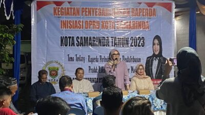 Shania Rizky Amalia Sosialisasikan Raperda di Sempaja Utara