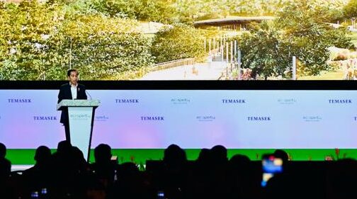Sebut Kesempatan Emas, Jokowi Ajak Pengusaha Singapura Investasi di IKN