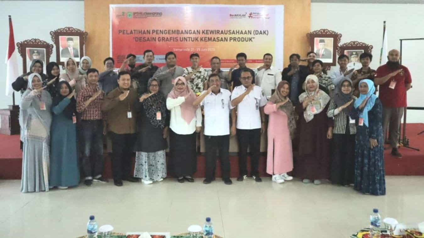 Tingkatan Produk UKM, Disperindagkop Kaltim Gelar Pelatihan Desain Grafis