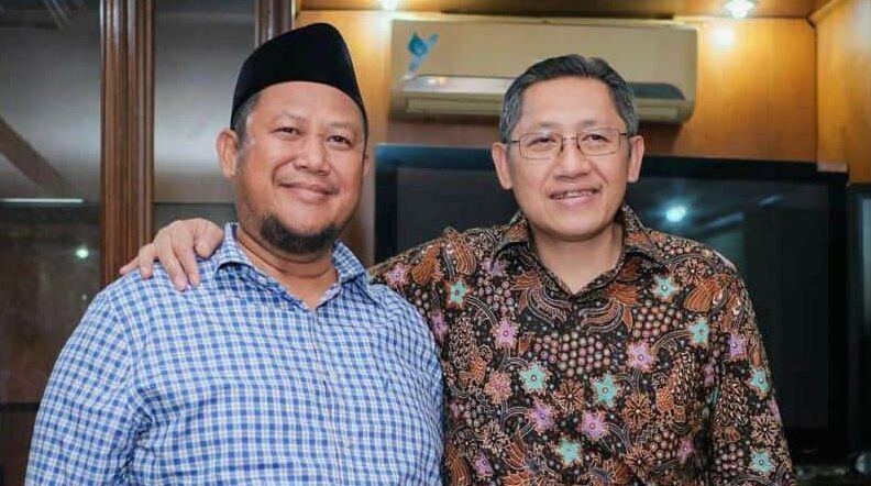 Tiba di Tenggarong, Anas Urbaningrum Disambut Ketua DPRD Kukar