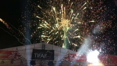 Semarak Kembang Api Tutup Kukar Festival Budaya Nusantara